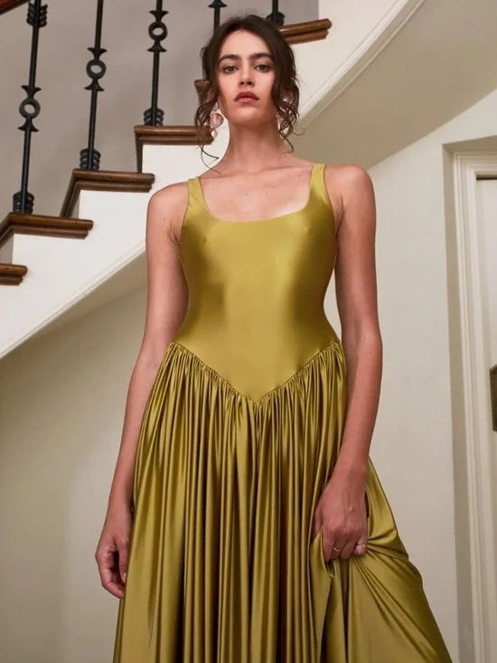 Delfi Collective 'Oriana' Dress in Olive - Picture 2 of 6